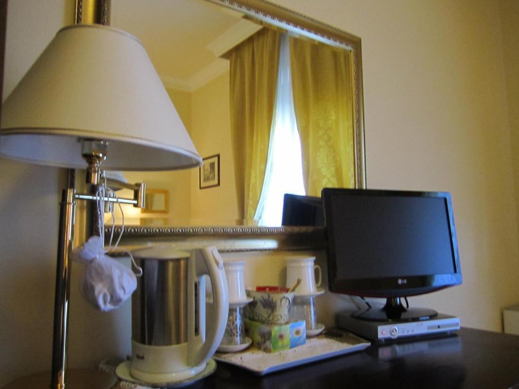 Hotel Villa Castellani Mogliano Pokoj fotografie
